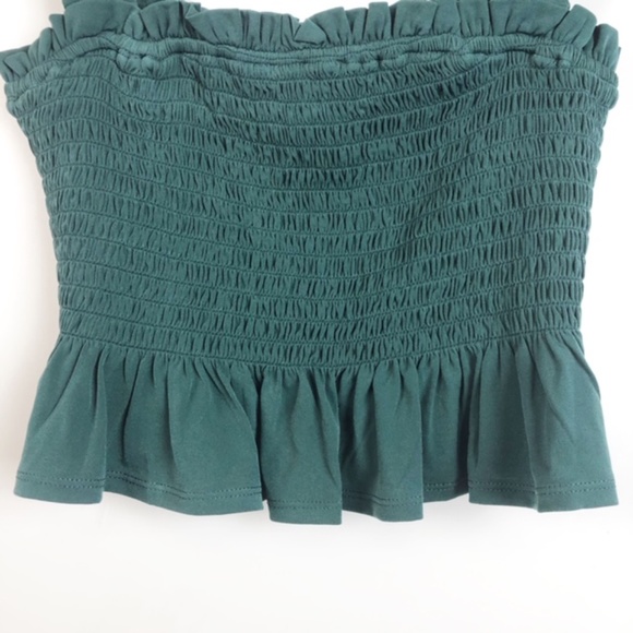 ✨ BCBGeneration emerald green tank top shirt - Picture 4 of 8